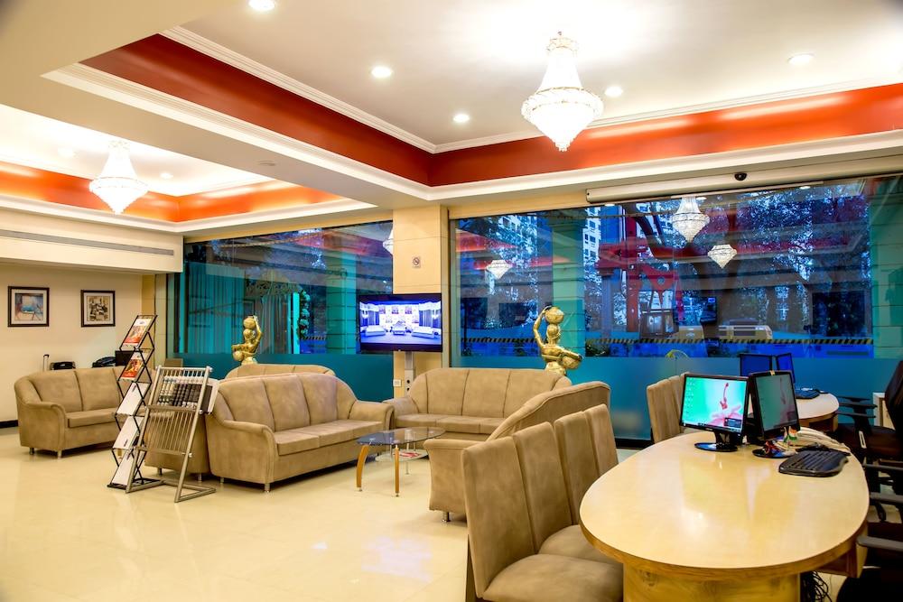 Hotel Tip Top Plaza Thane Exterior foto