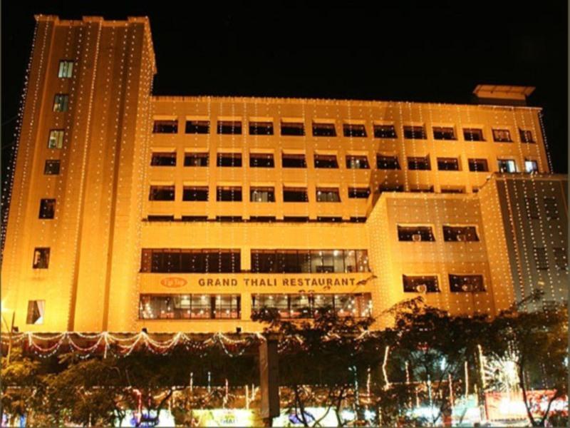 Hotel Tip Top Plaza Thane Exterior foto